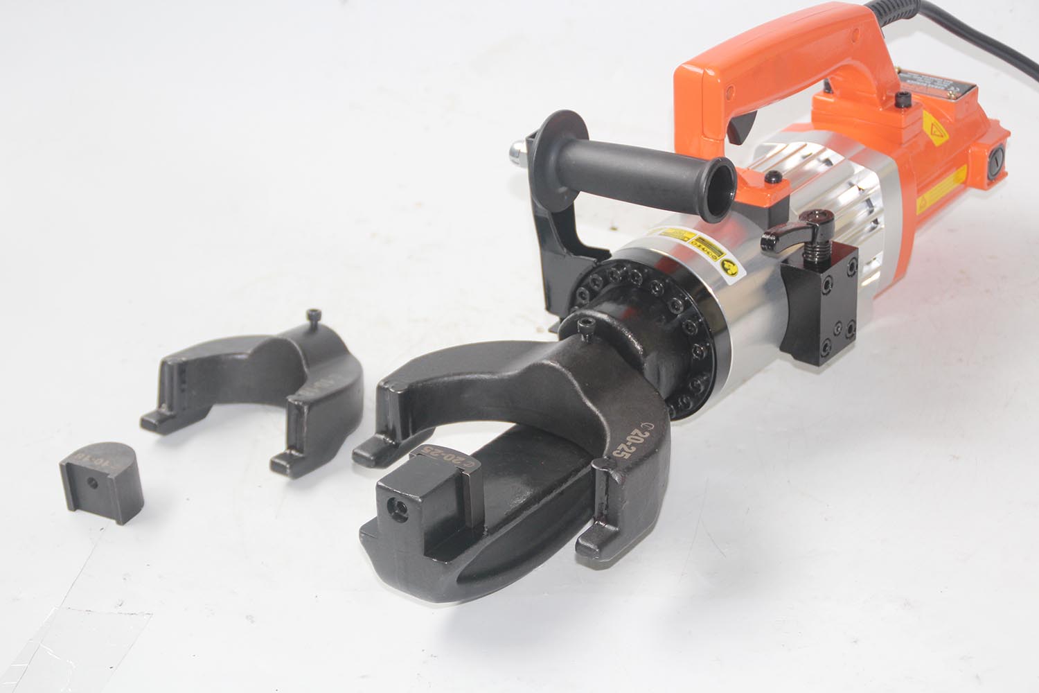 1500Wポータブル電動鉄筋ベンダー、最大1インチまで曲げ可 - Rebar Bender Electric Portable 25Mm のレビューと価格