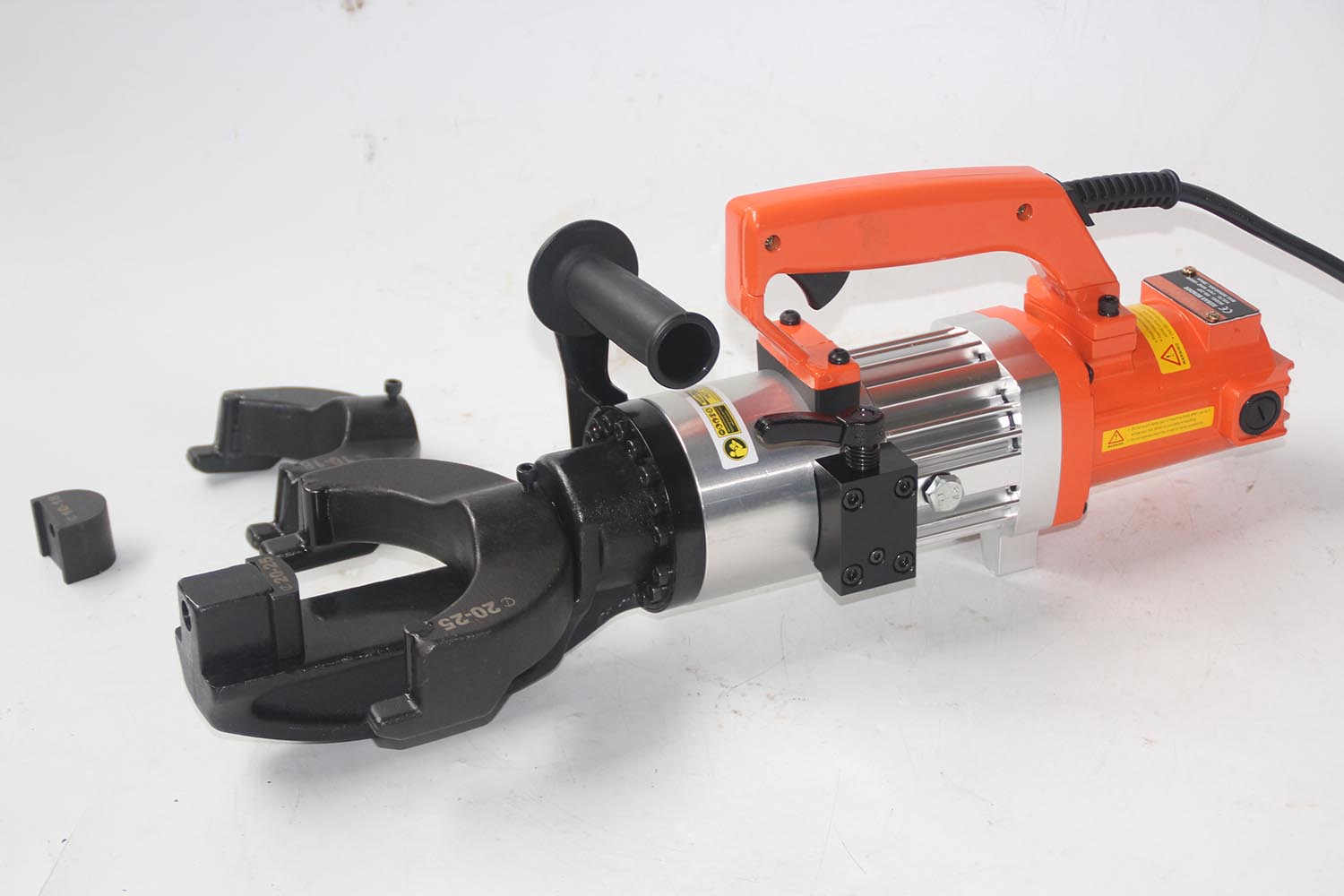 1500Wポータブル電動鉄筋ベンダー、最大1インチまで曲げ可 - Rebar Bender Electric Portable 25Mm のレビューと価格