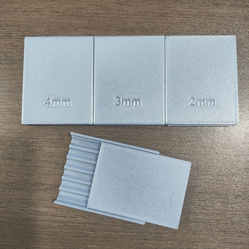 4 ピース/セットミニポリマークレイビーズメーカー粘土ビーズ - Bead Roller Sheet Metal Forming Machine のレビューと価格